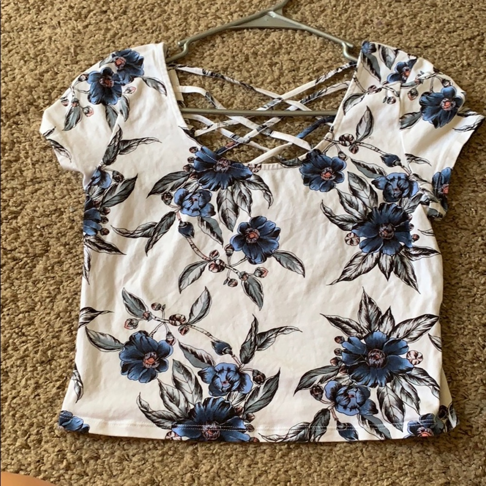 Women’s crop top